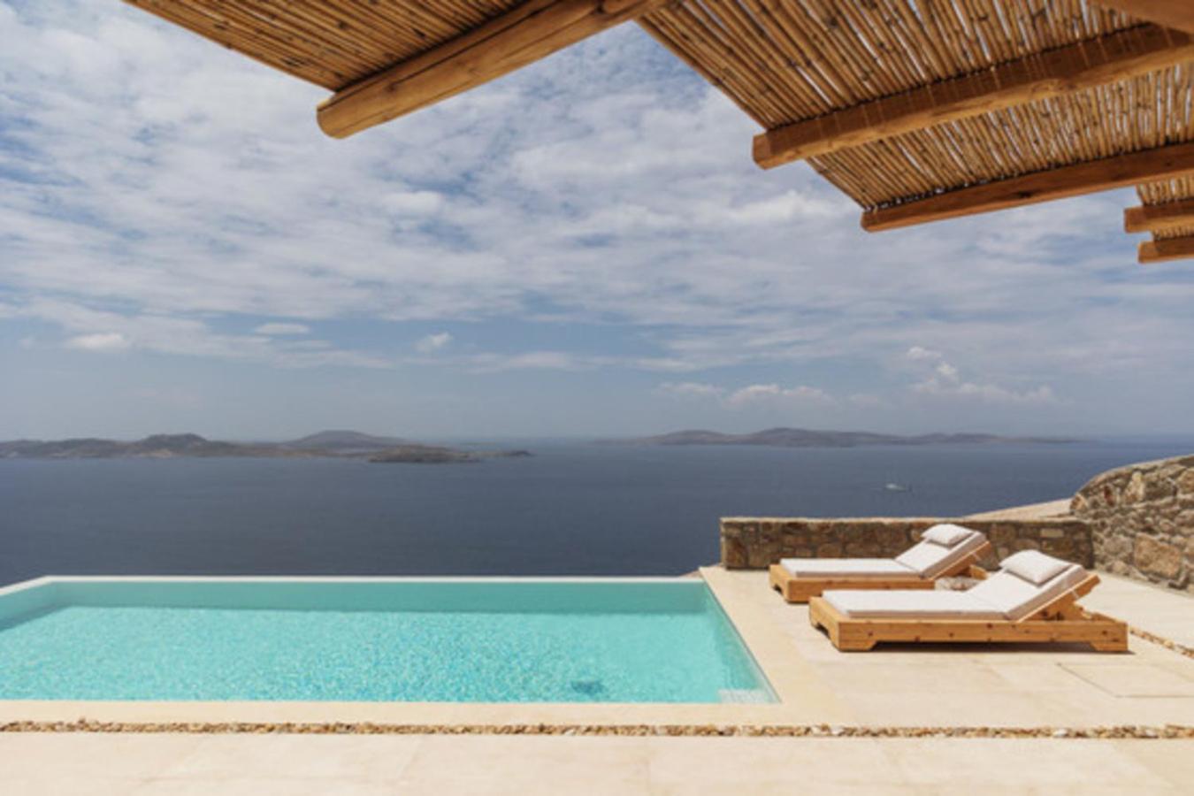 Birdhouse Private Luxury Villa